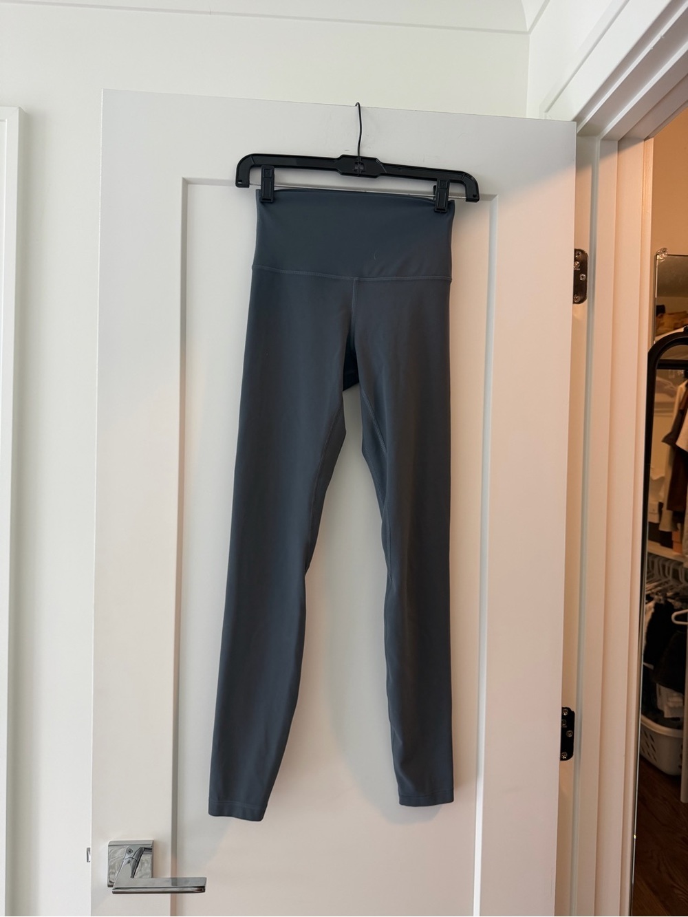 lululemon athletica Gray Align leggings 28”